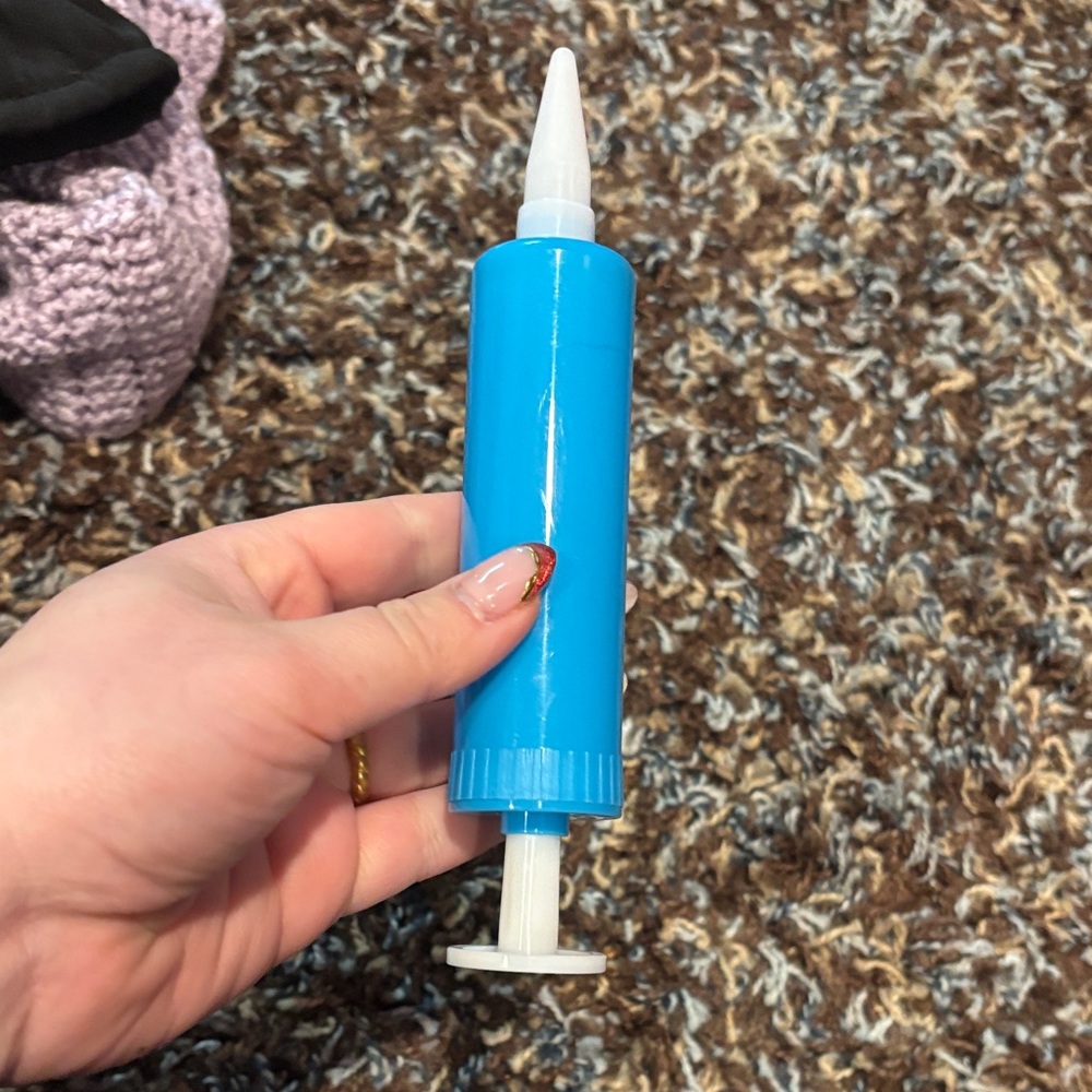 Air pump for balloons